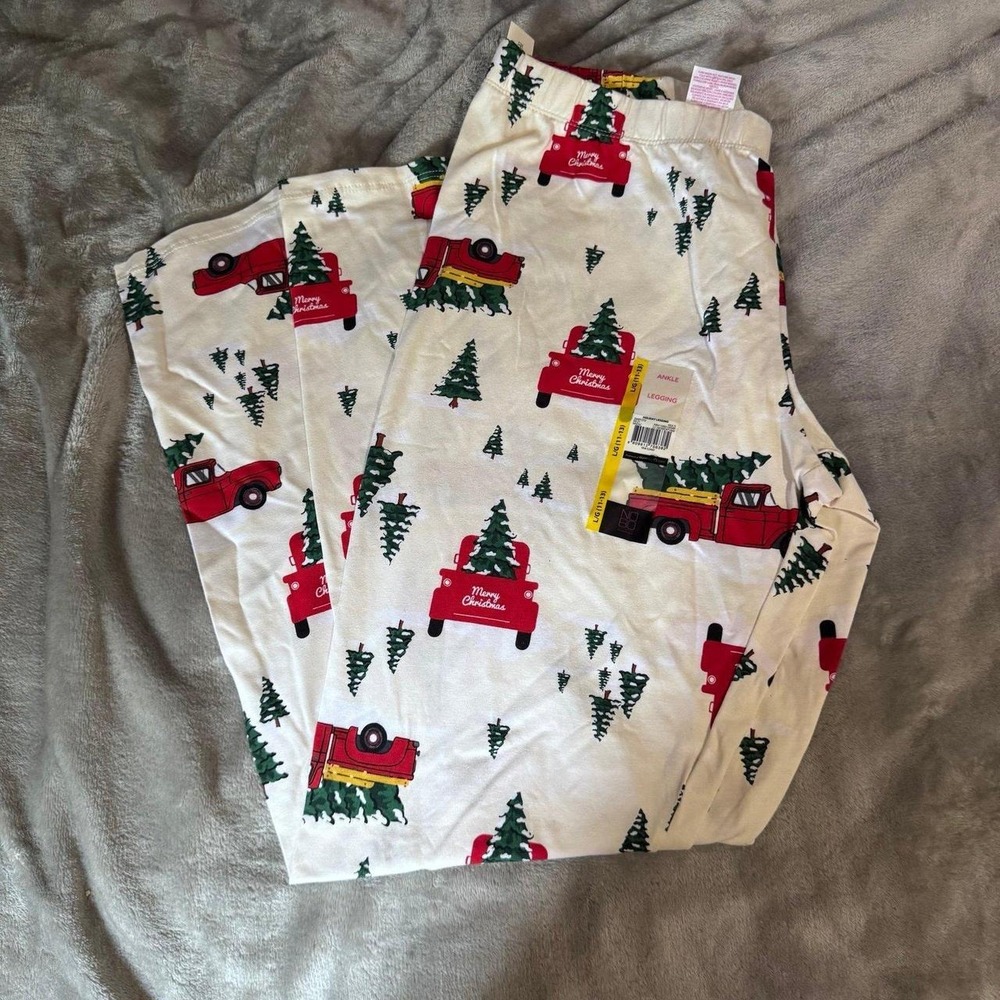 NOBO Christmas Tree Truck Holiday Leggings.